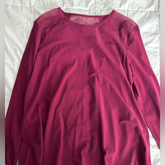 Lululemon Scuplt Long Sleeve - Picture 3 of 3